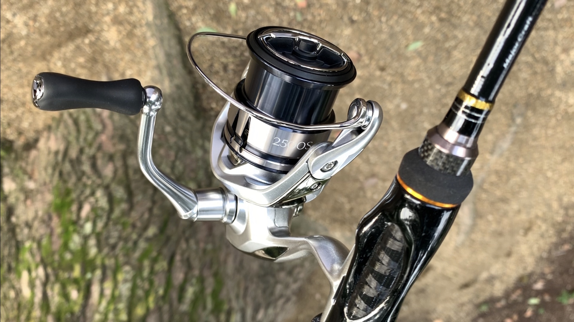 SHIMANO 19ストラディック2500S